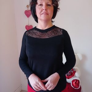 Maglia con tulle ricamato sul decoltè Art. Divina