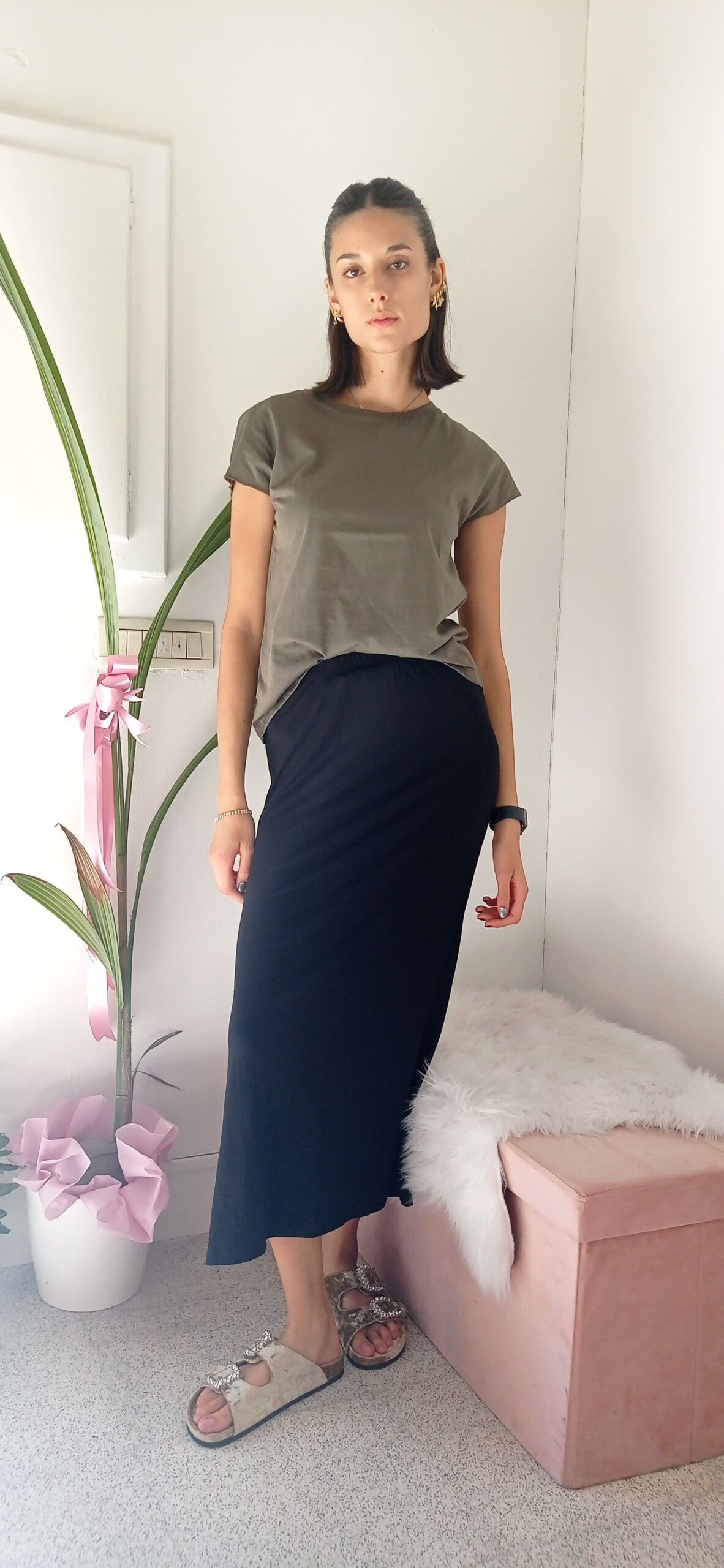 T-Shirt Manica Corta in Cotone con Taglio Morbido: Comodità e Stile in un Unico Capo! - immagine 5