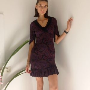 Passatempo – Abito Femminile in Viscosa con Dettagli in Pizzo: Eleganza Retrò e Comfort