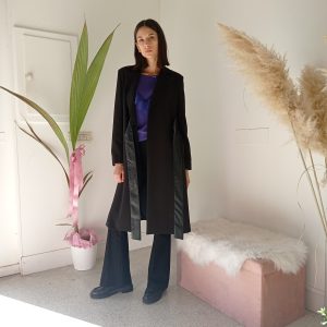 Cappotto in Viscosa Nero Eleganza essenziale