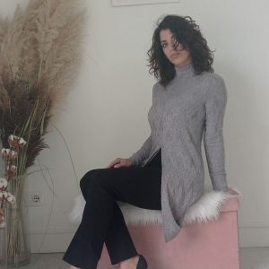 Maglia Maxi con Spacco Davanti – Eleganza Casual per Ogni Occasione