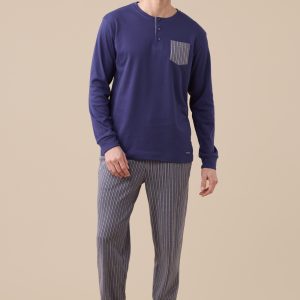 Rif.3175 Pigiama caldo cotone felpato rigato.