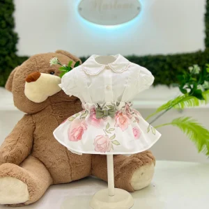 Barcellino - Blusa e salopette con rose