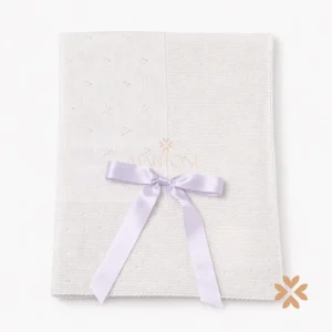 Coperta con fiocco bianco  - Juliana