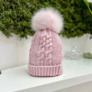Cappello a trecce con pompon