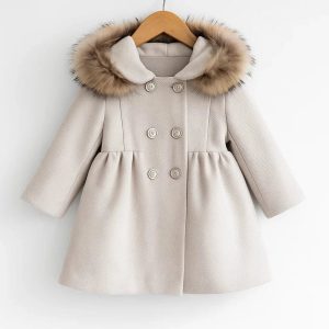 Cappotto doppiopetto con ecopelliccia